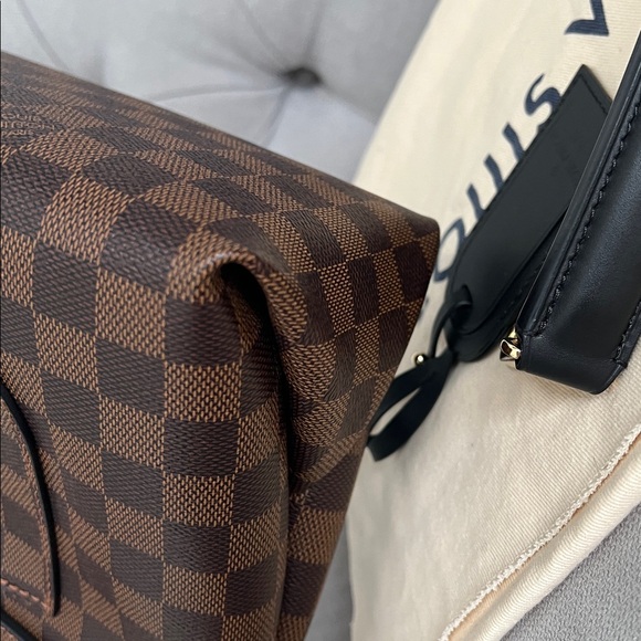 LOUIS VUITTON Damier Ebene Beaubourg MM - Picture 9 of 17